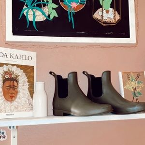 chelsea rain boots